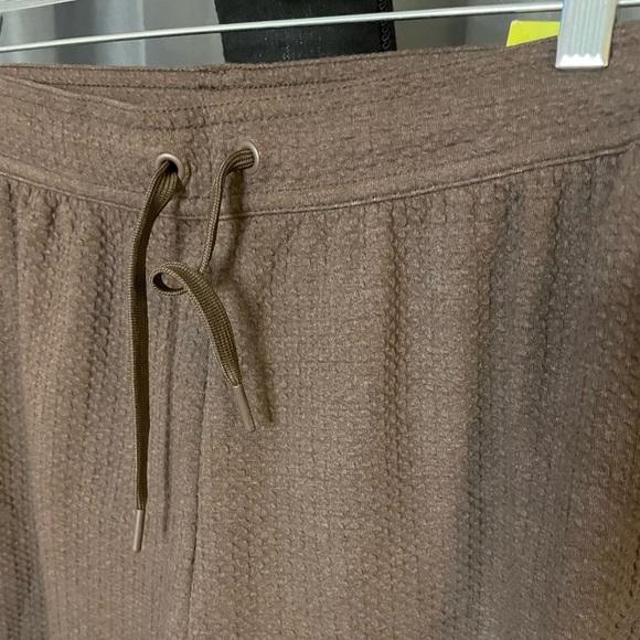 60. All In Motion Men’s Textured Jogger, NWT, Size S - Picture 3 of 7